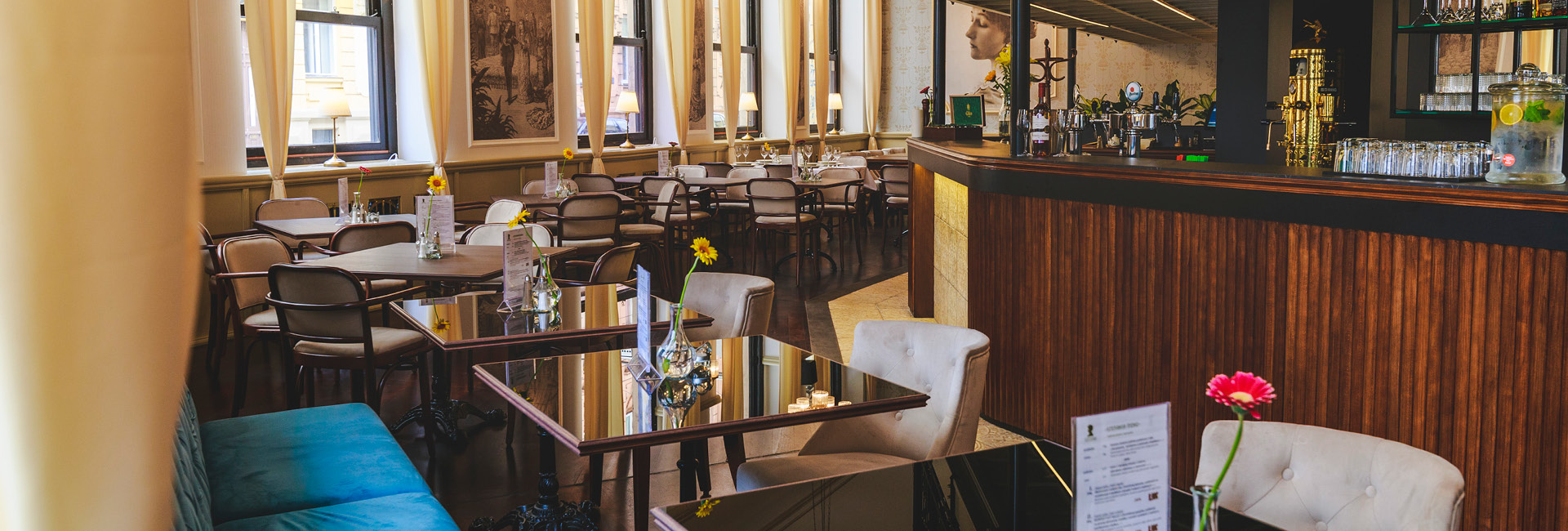 ŠTEFÁNKA BY PULITZER ®